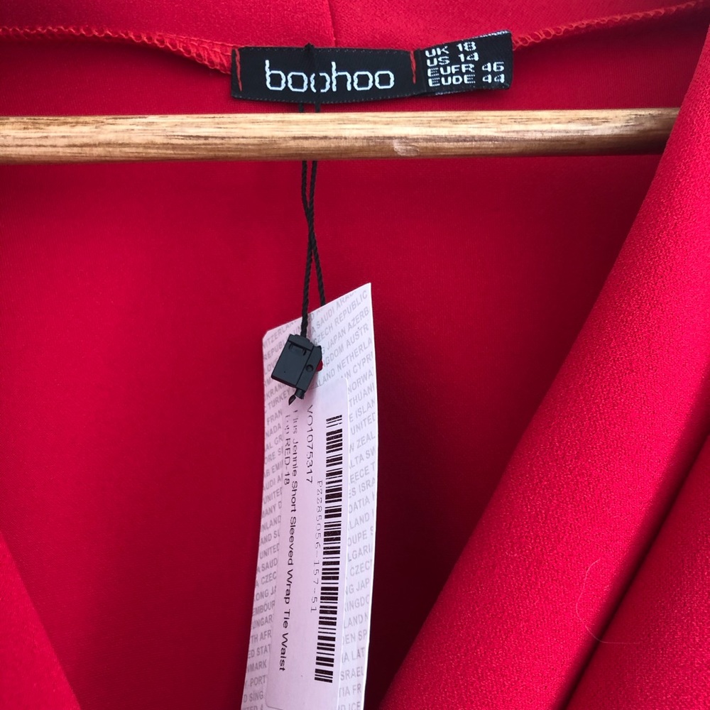 Boohoo wrap top - Picture 3 of 3